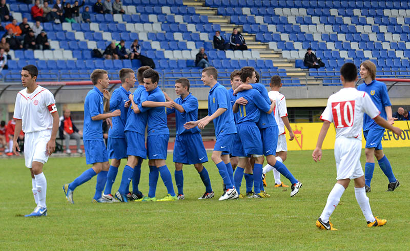 07_veselje_an11052013.jpg