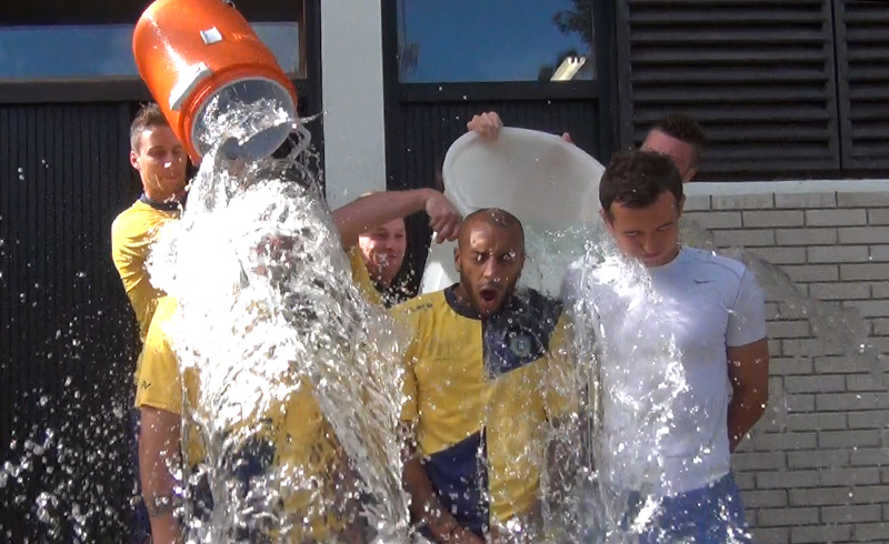 Ice bucket