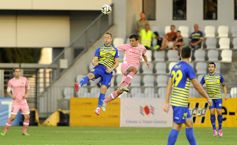 Nemanja Maksimović