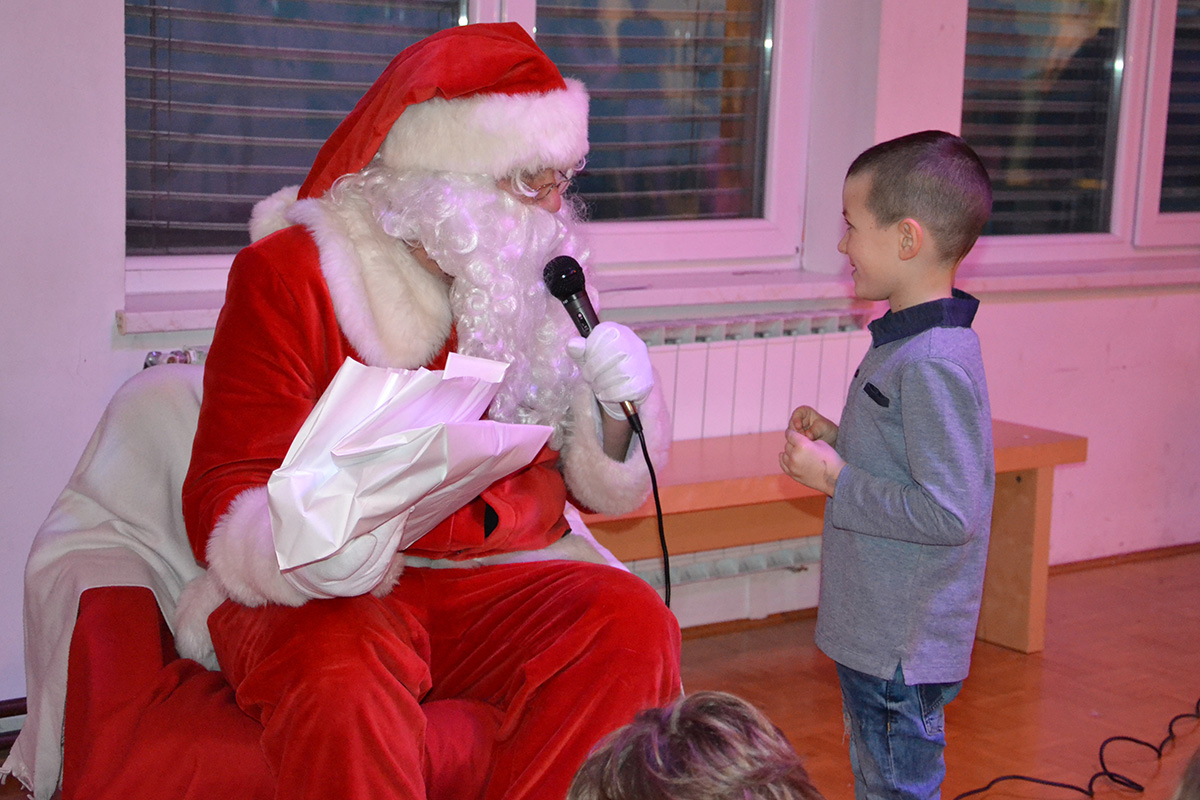 68_darilo_bo20171217.jpg
